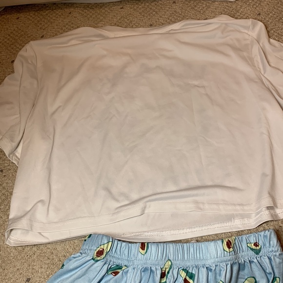 Shein “Let’s Avo-Cuddle” pajama set CROP SHIRT/SHORTS - Picture 5 of 5
